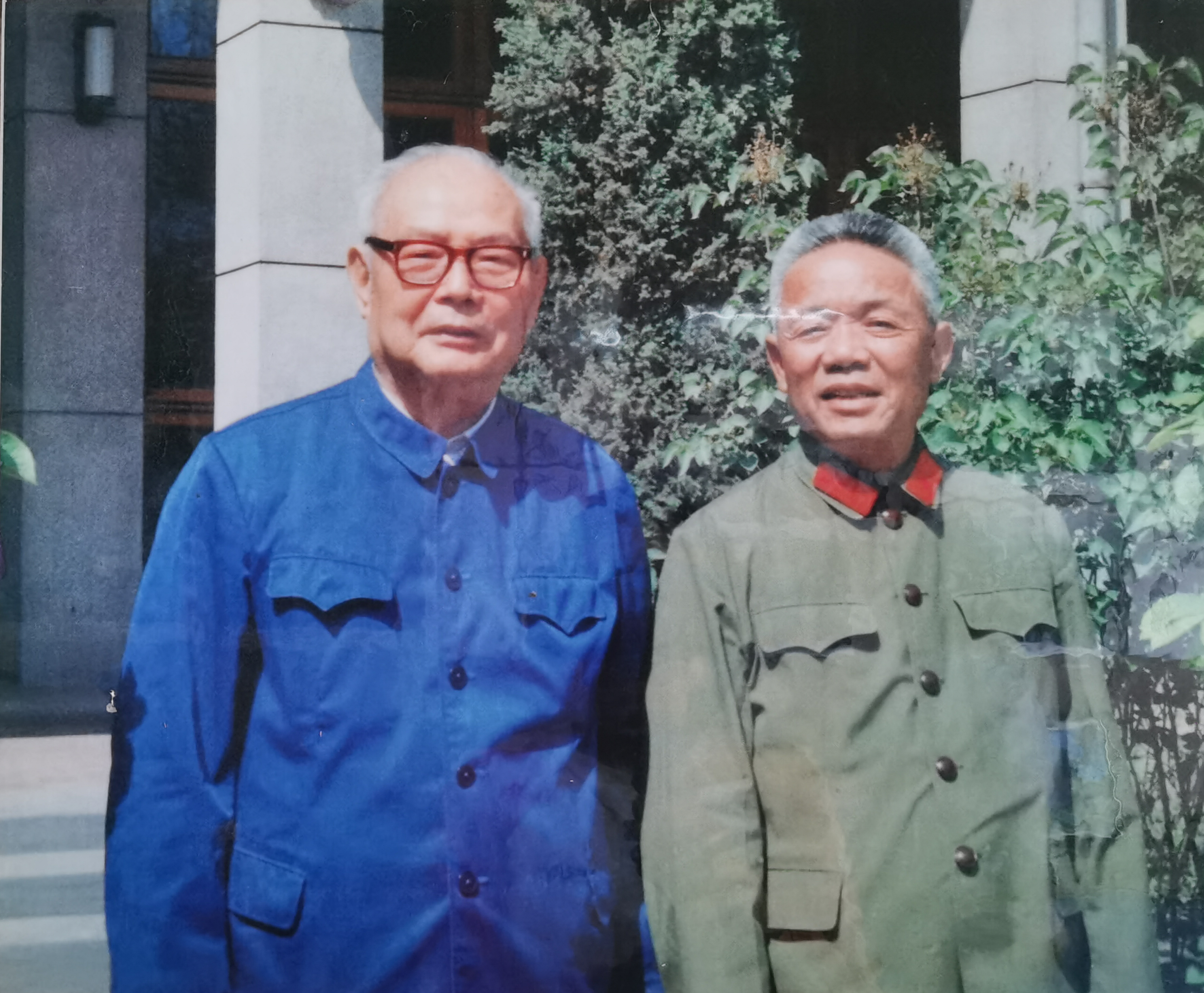 1986年10月，18天内三位战神相继离开人世。10月3日，旋风司令韩先楚上将因