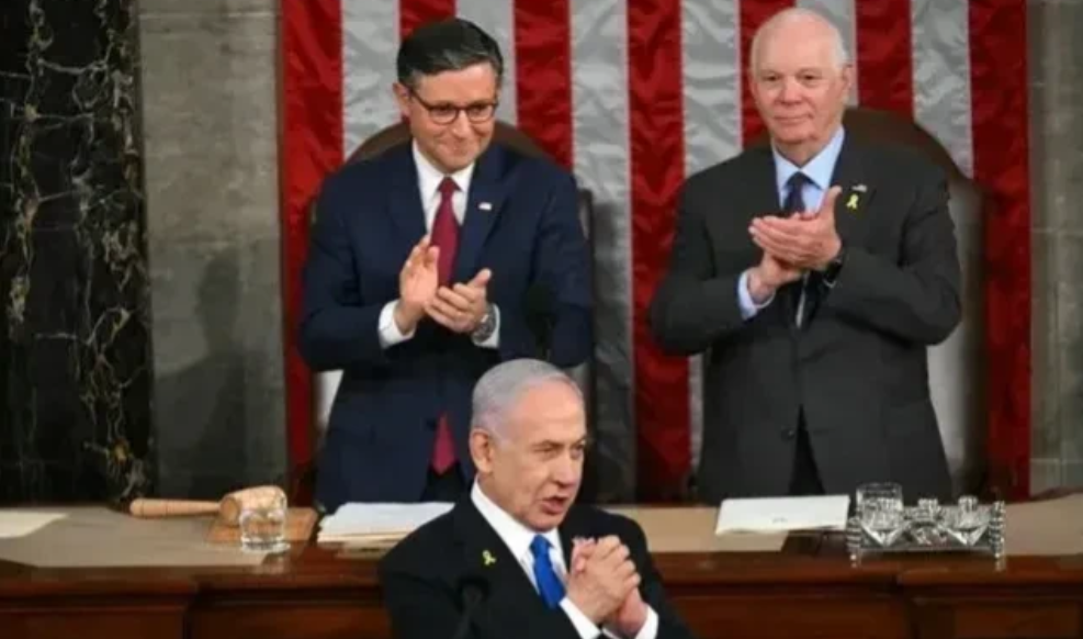 在这个世界里，没有绝对的黑白和对错，只有无耻的行为和力量的强弱。

内塔尼亚胡在