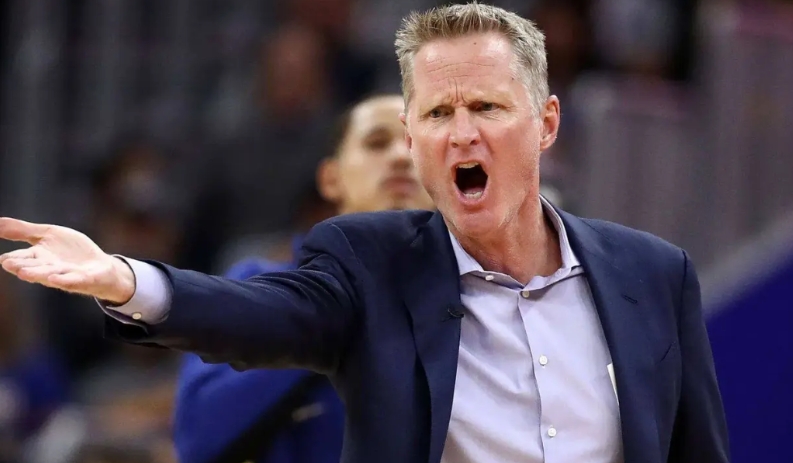 威少关键抢断，勇士5连败，约基奇38分10篮板6助攻5抢断，科尔赛后点名3人: