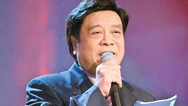 饶颖：赵忠祥与本人保持关系数年，有特殊癖好，使我身心遭受重创