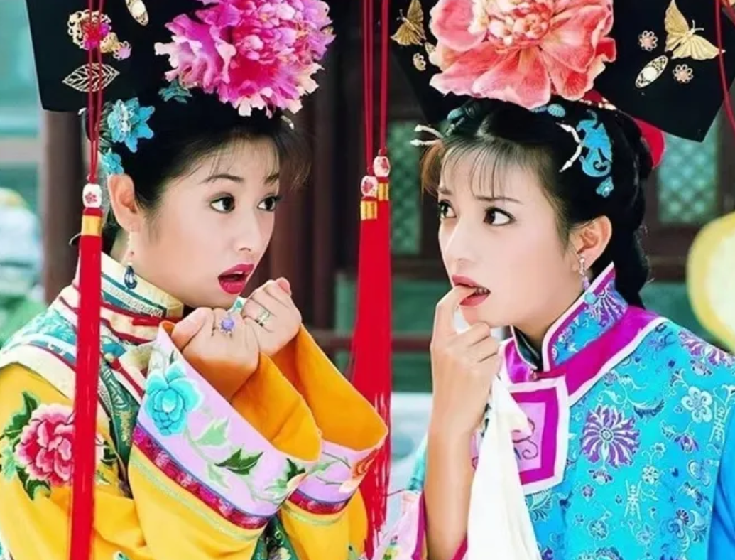 其实紫薇的眼睛也很大很漂亮，当然也很灵动，但奈何同剧的小燕子那双大眼睛更大更灵动