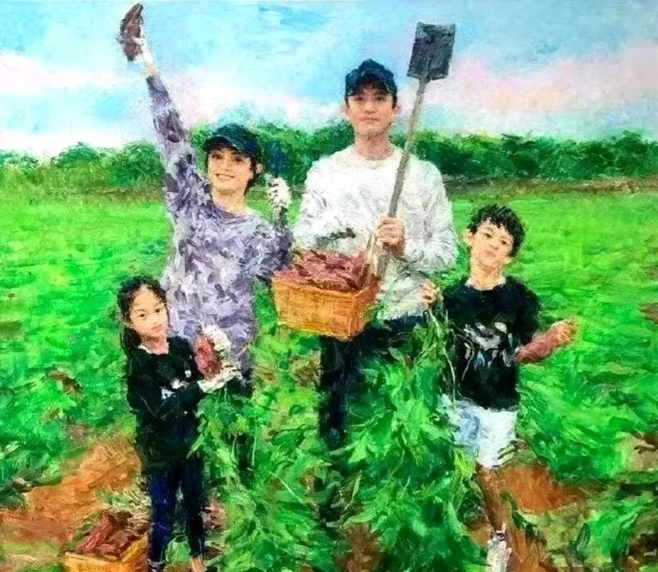孙俪曾向媒体透露，如果不是遇到邓超，她是不会结婚的。
高大帅气的何润东曾对孙俪穷