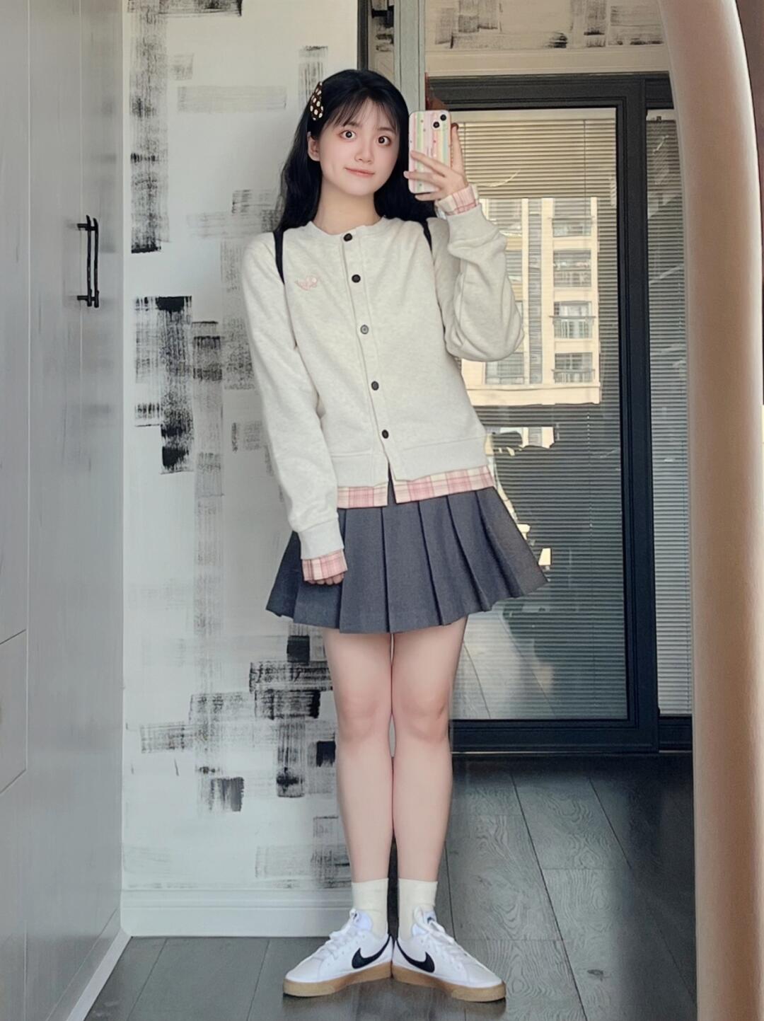 韩里韩气的卫衣外套ʕ•ᴥ•ʔ宝宝你是草莓雪糕
