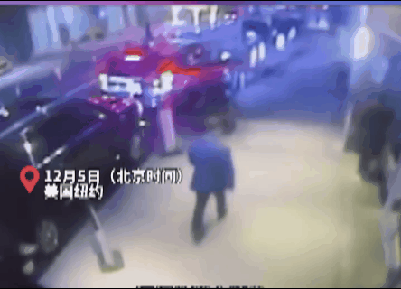 看清了！枪手是骑电动车逃跑的！