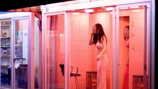 许好宁报平安，只字不提男友，推翻父亲和闺蜜说法，称没有被伤害