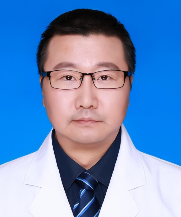 江苏南京，一肿瘤医院的医生从2005年起，14年的时间多次为病人默默捐款，如果不