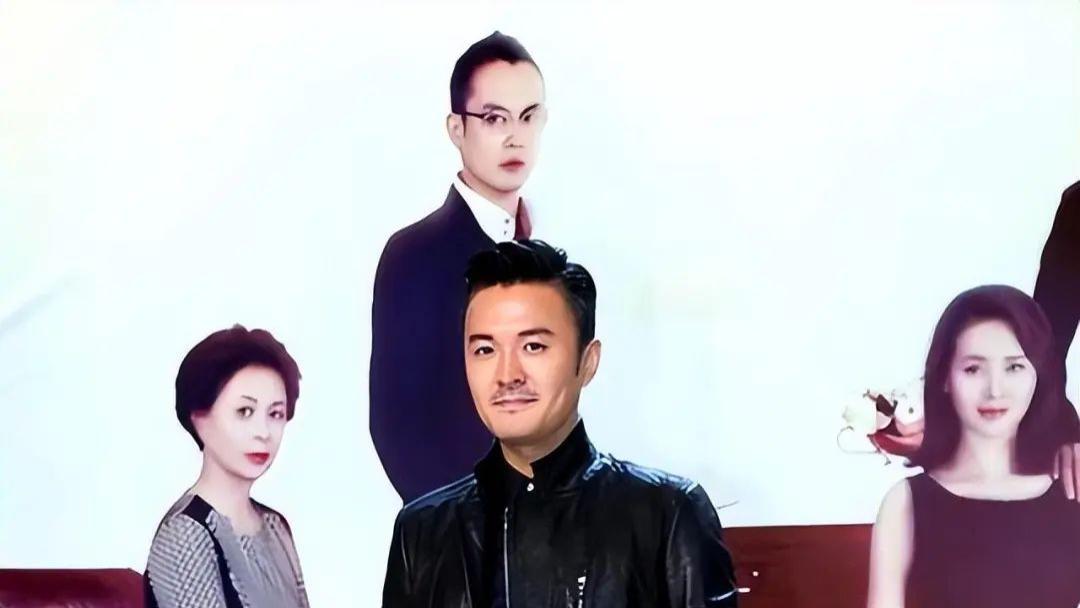 与高圆圆分手后，12年不谈恋爱没有绯闻
