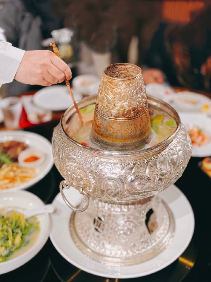 来来来，接龙说说你们最喜欢的云南美食是什么？！