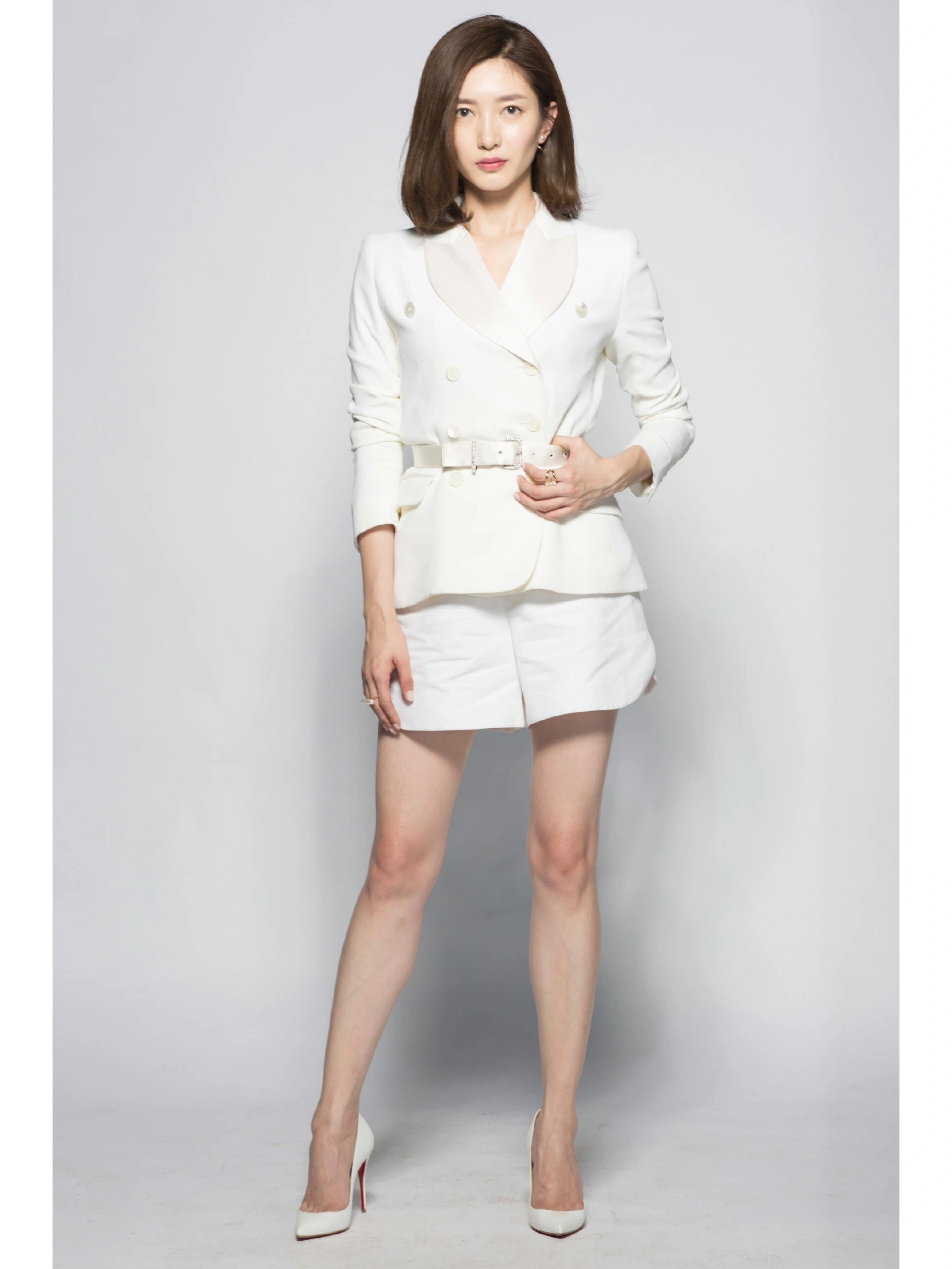 她真的是太美了！