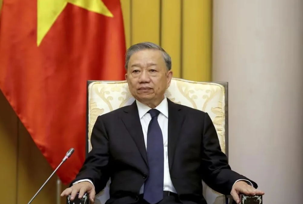 越南新领导苏林访华，大谈“中国优先”，原来是为了铁路合作。中国也爽快，说越南是周
