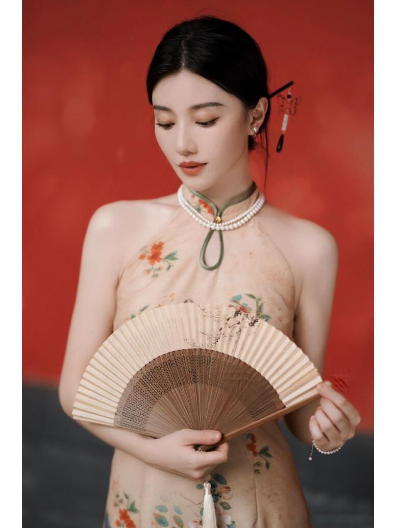 王鹤润——清新如樱花