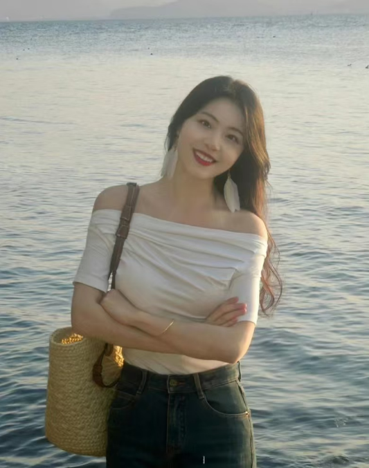 表妹够不够美很清纯的感觉啊哈哈哈哈