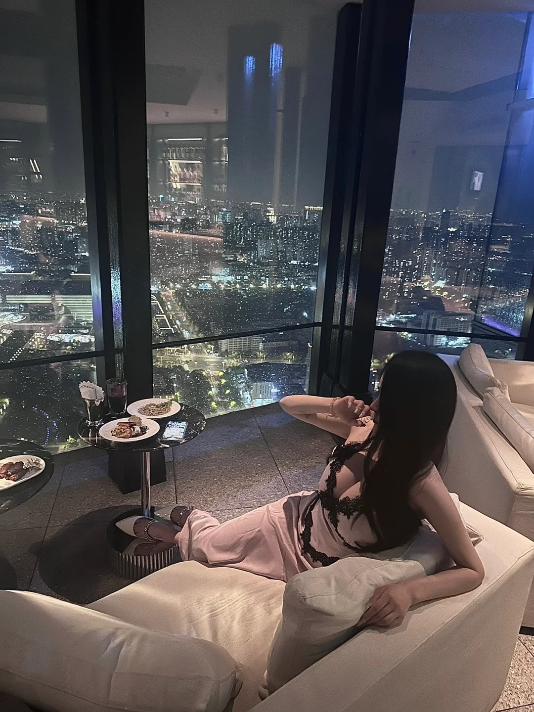 讨厌你一万次 想你一万零一次