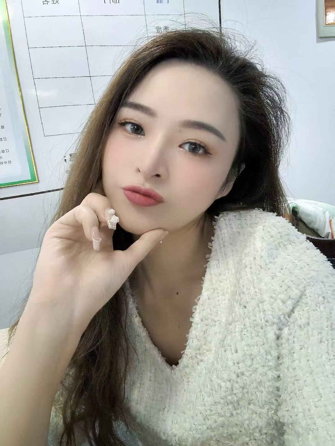 今年24岁还想继续单身，不想结婚那么早