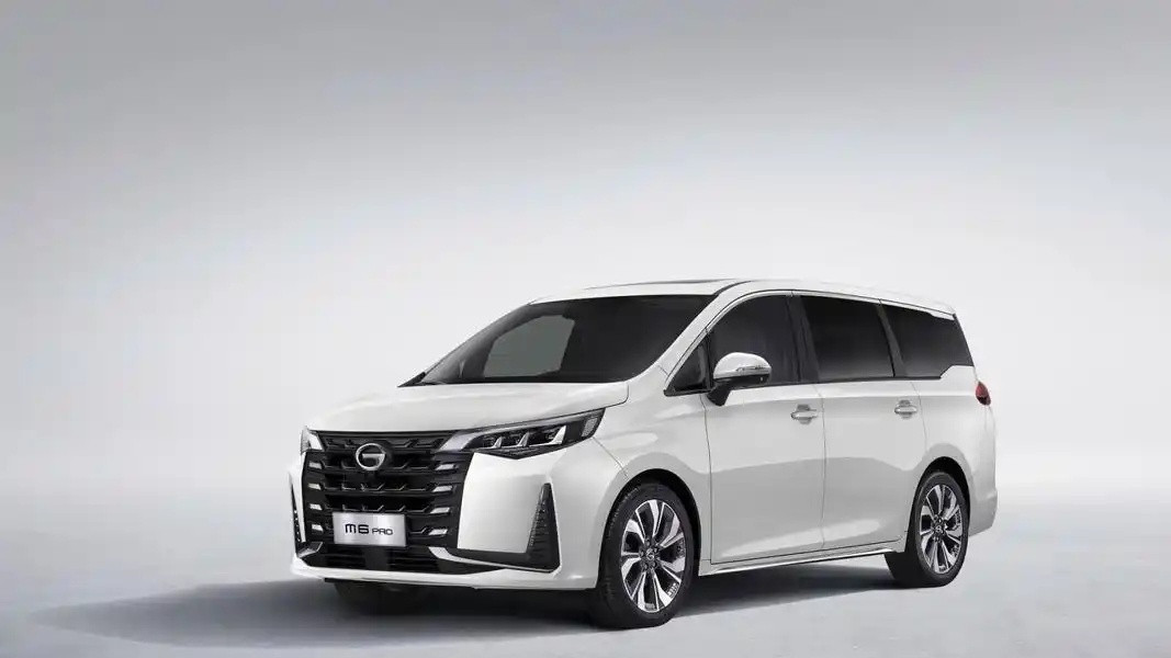 10万级“大7座”MPV，车长4793mm，1.5T动力，广汽传祺M6真香