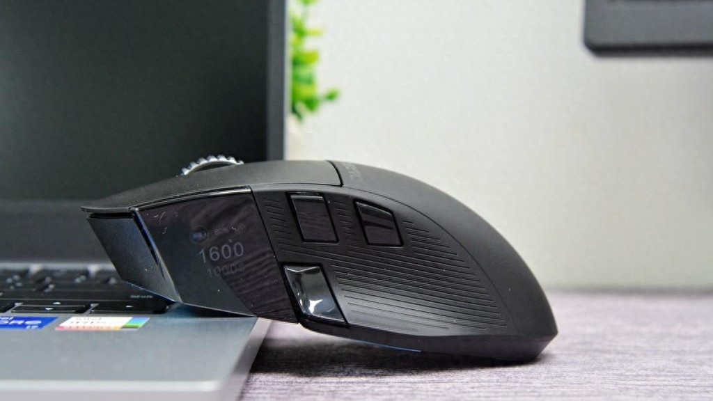 达尔优 A980 pro max 星闪鼠标测评：全新升级 AIM-750U芯片
