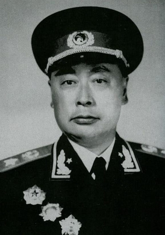 “好战分子？没错老子就是好战分子！”1965年中外记者招待会上，陈毅元帅霸气说道