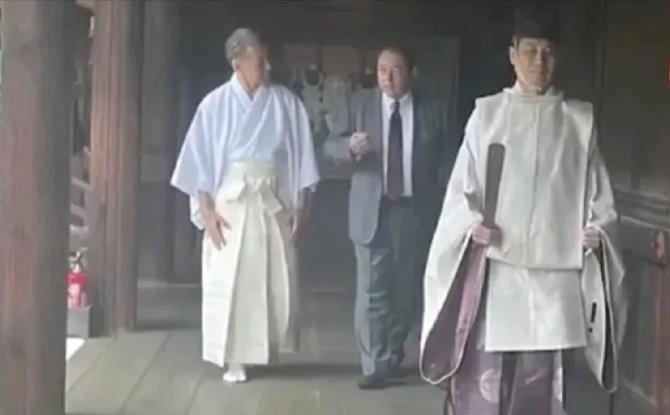 乌克兰驻日大使靖国神社拜鬼五个没想到