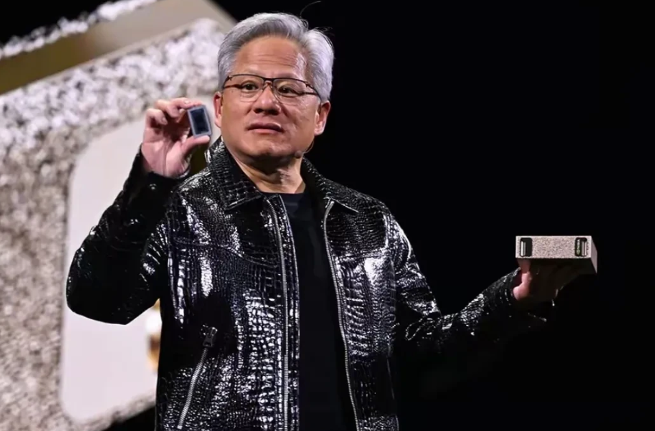 中国市场这碗饭，英伟达还是想吃！在黄仁勋宣布在越南建立AI研发中心，AI数据中心