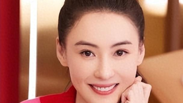 张柏芝自曝曾被两个男人伤过，为谢霆锋3年生2子，如今过得怎样？