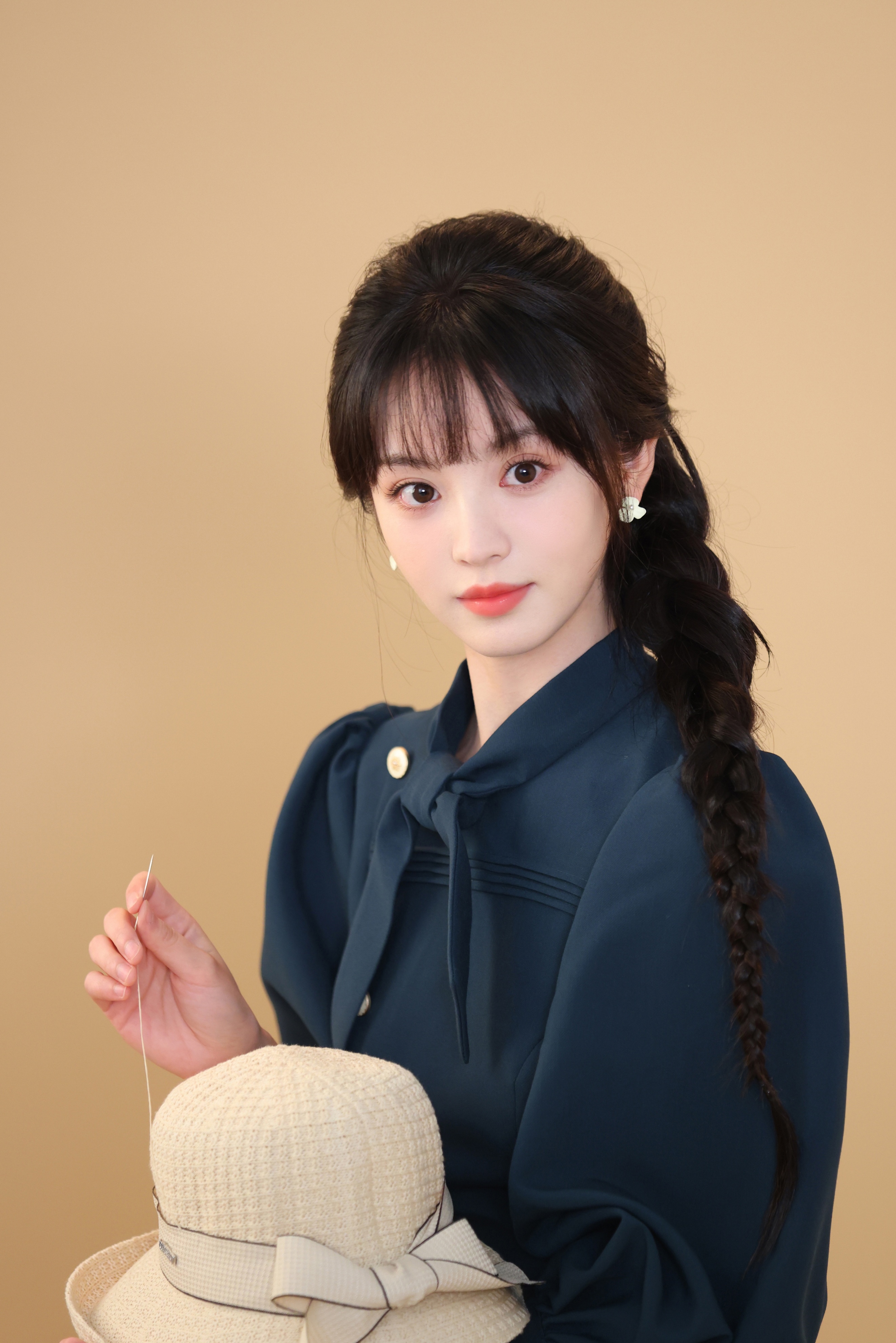 田曦薇：新生代小花的璀璨星途初绽