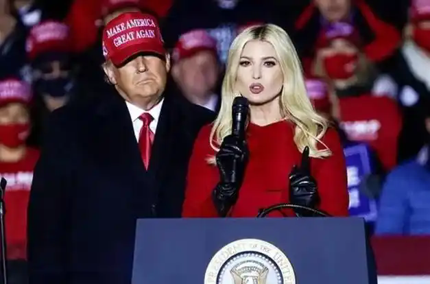 2024年特朗普竞选，为什么女儿伊万卡没有帮助他？背后原因曝光
一.伊万卡作为三