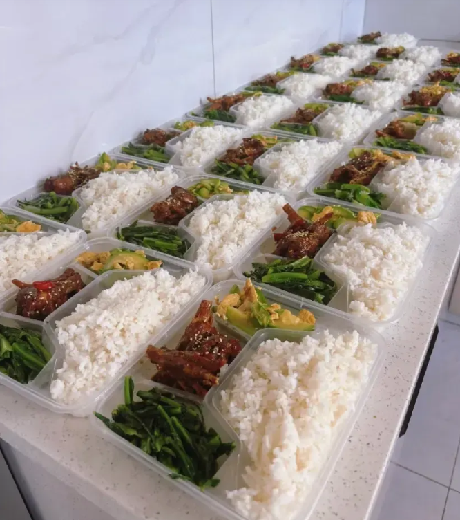 这盒饭卖20一份有市场不？