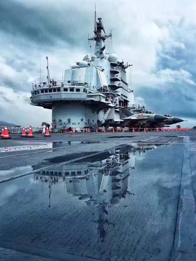 如果中国未来有核动力航母，会用什么命名？

毛主席曾说：历史是人民创造的，用人名