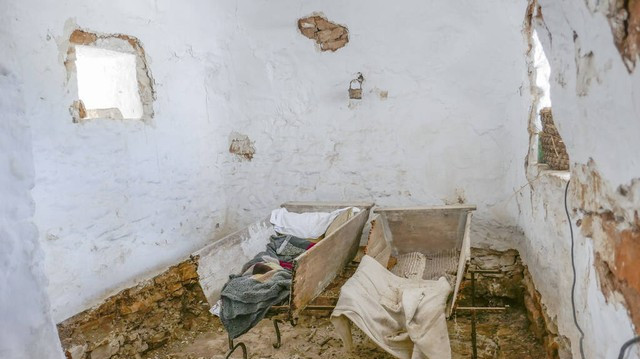 婚房子是岳父家买的，儿子出生岳父要求随母姓，他怒了我不是入赘