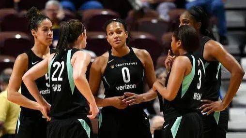 WNBA 【风暴 vs 自由】【神秘人 vs 水星】