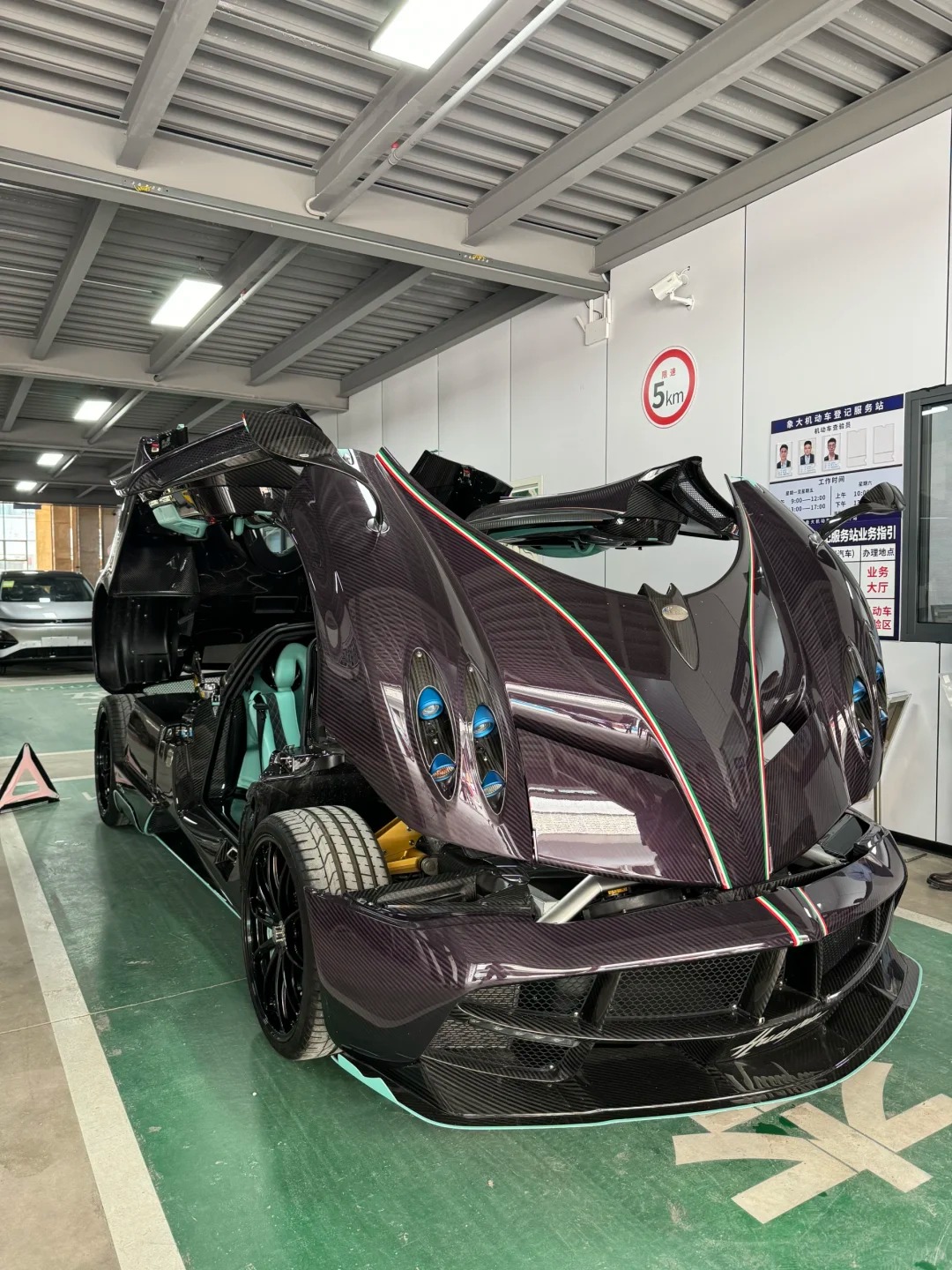 今天轰动了全南宁的车