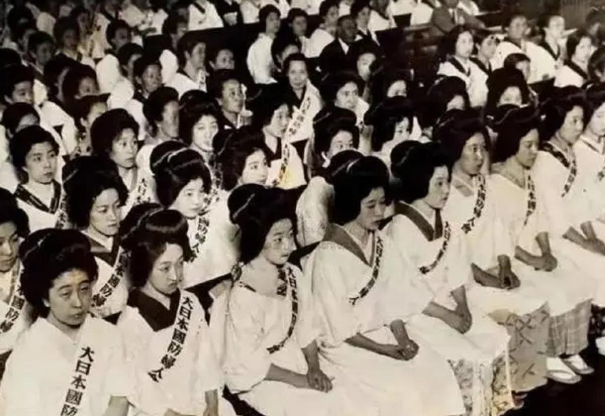 第二次世界大战，日本宣布无条件投降，那苏联俘虏的60日本战俘中，其中就包括有女性