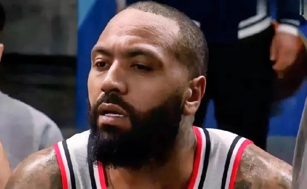 吉伦沃特：不是说好的我来充数的吗，怎么成了大腿了呢。

今晚广东输北京，外援里又