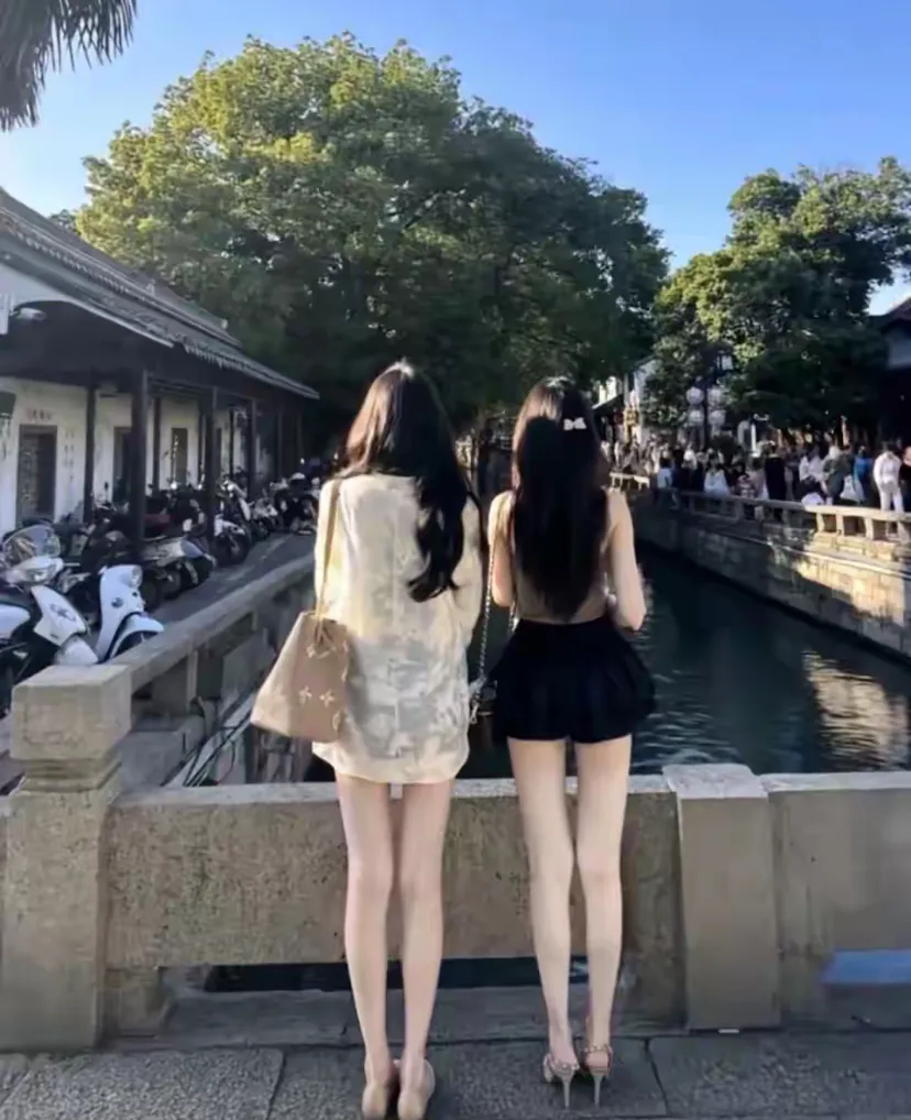 左边6个w，右边3.8个w，你会选择那个