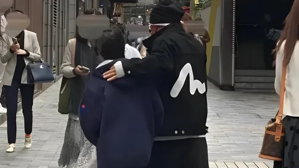 王宝强的成长与重生：从草根明星到幸福父亲