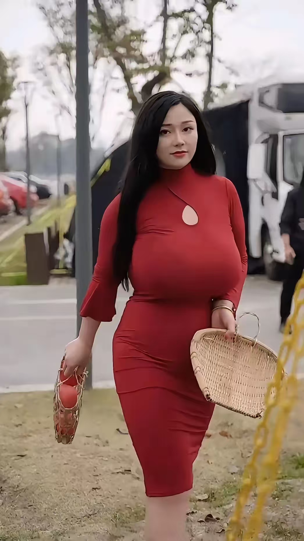 34岁离异是少妇想相亲了，没有人会喜欢吗