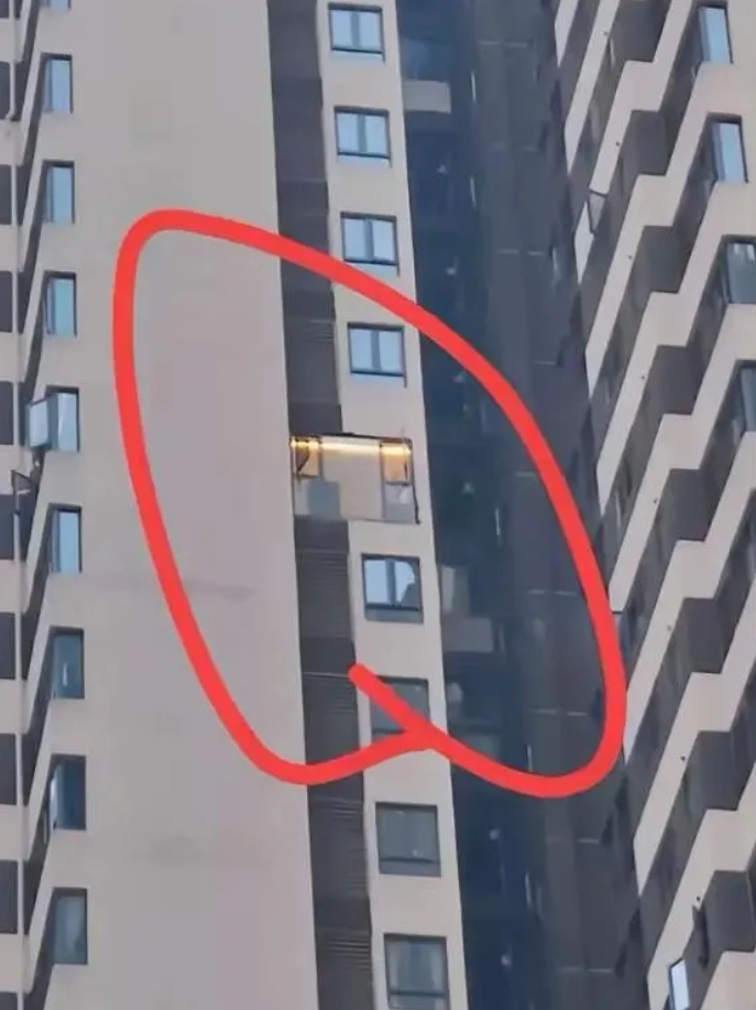 这家不是狠，就是有背景！