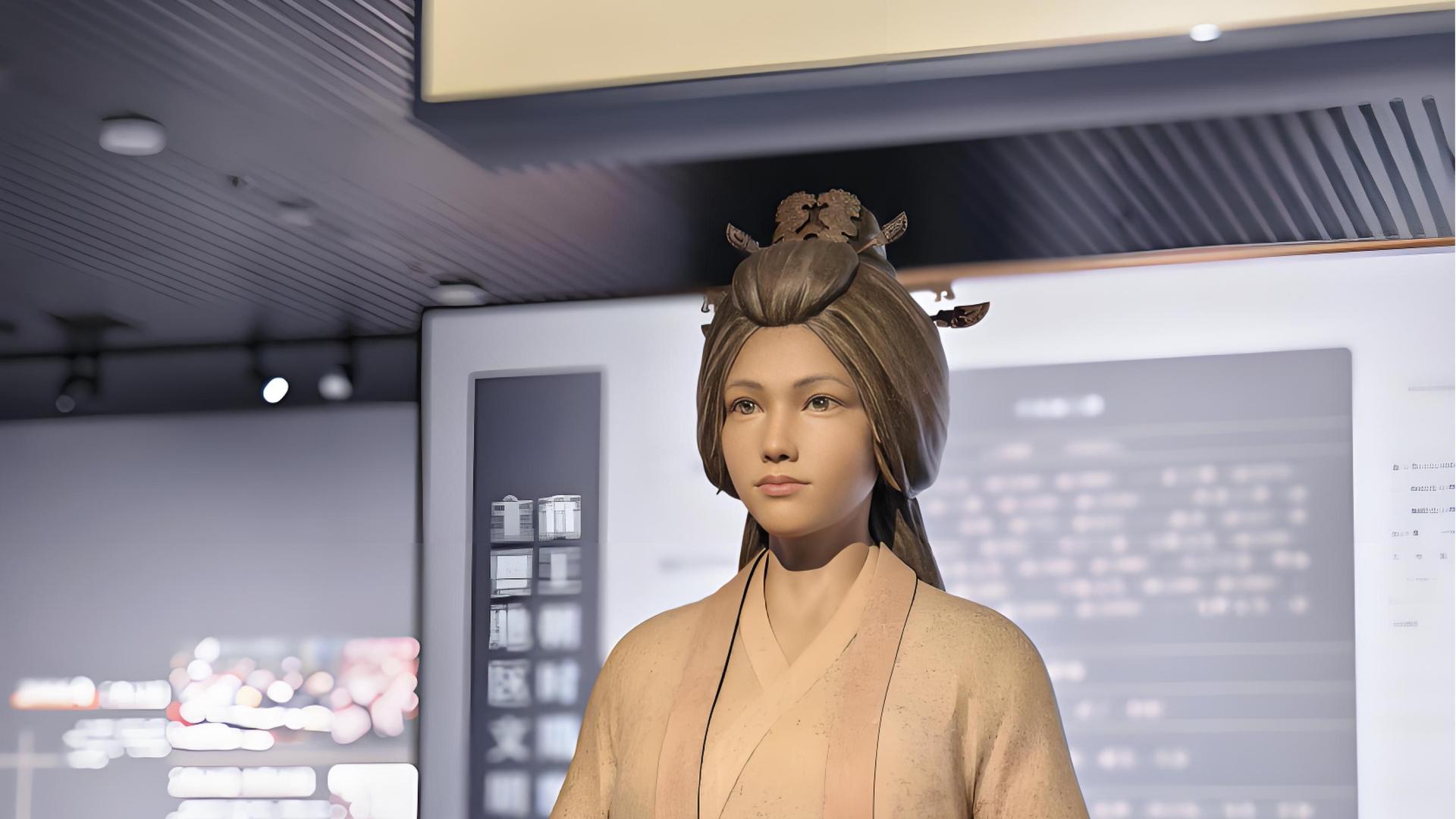 妇好：青铜时代的女神之刃与权力困局