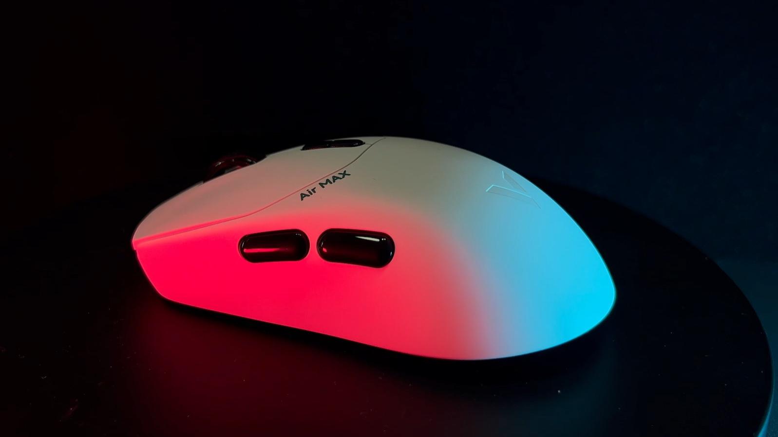 雷柏头号种子VT1高速双模游戏鼠标评测：轻盈与8K性能的完美融合