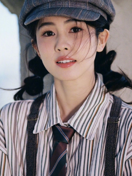 白鹿方否认恋情