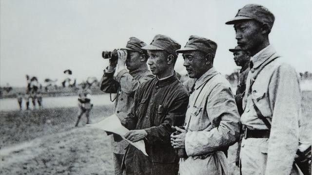 1948年，中央提出换掉粟裕，陈毅：无论用谁代替他，都会全军覆没