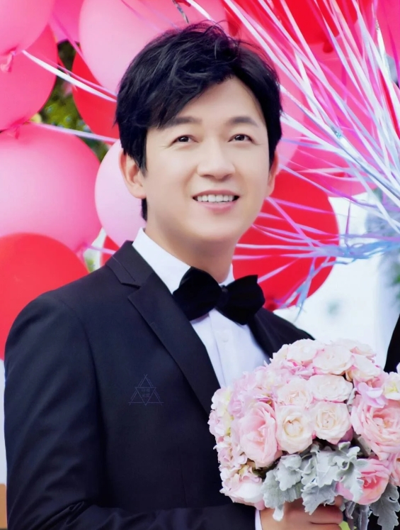 潘粤明：颜值下滑，却演技飙升