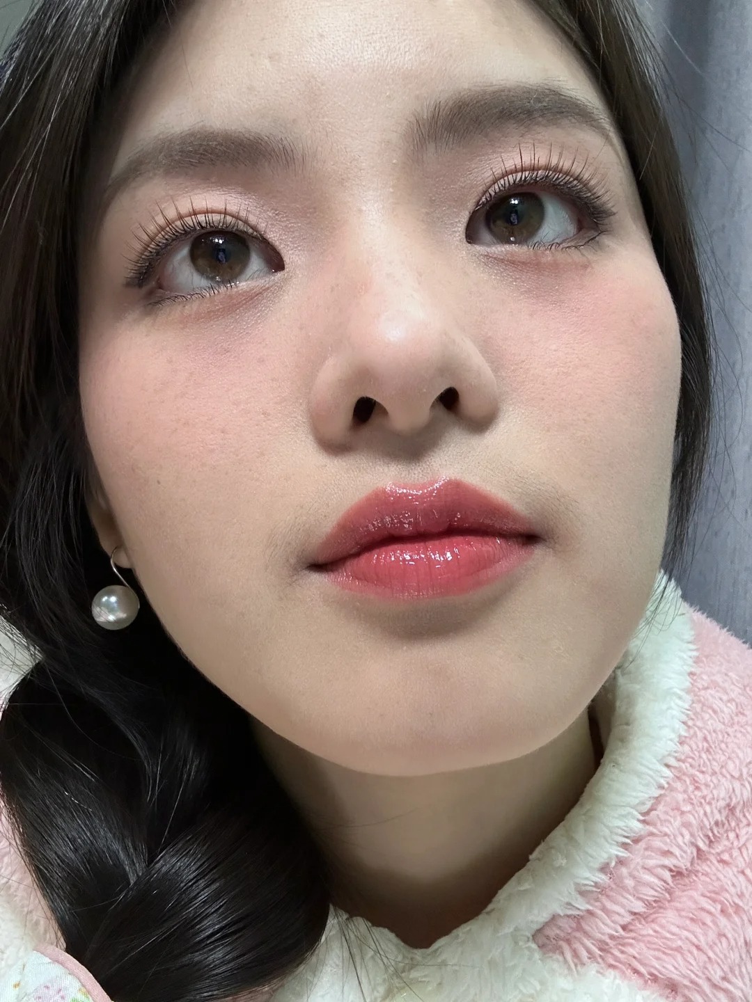 离开美颜滤镜我们化的妆都一样！