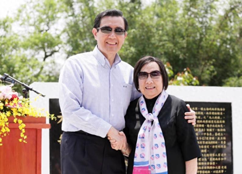 辜严倬云百年传奇辞世                              