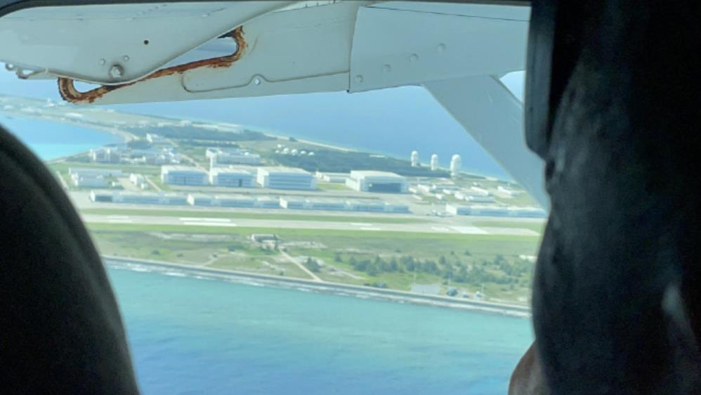 得陇望蜀，胆越来越肥，准备搞事情不停歇了。
菲律宾渔业与水产资源局的飞机从菲非法