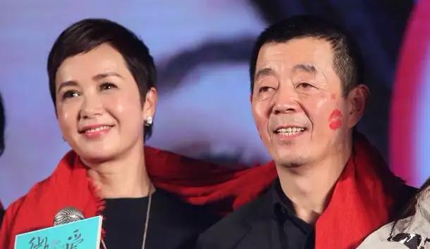 顾长卫当年"车震"被拍，蒋雯丽隐忍维系婚姻