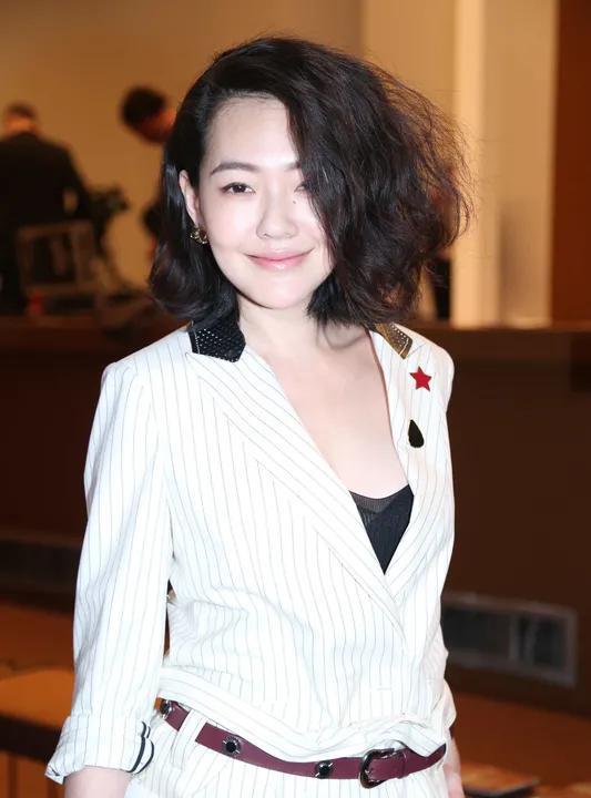 曝小S每次想到大S就痛哭
据台媒报道，小S在私下场合中，每当提及姐姐大S都会情绪