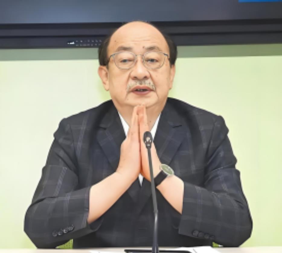 【民进党彻底疯狂，比尹锡悦还狠，要把国民党“一锅端”】
 
韩国总统尹锡悦紧急戒