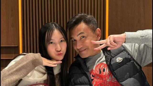 郭可盈林文龙庆女儿生日，一家三口温馨画面羡煞旁人
