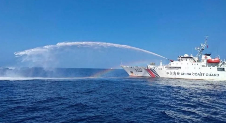 中方动真格了！和谈大门彻底关上，24小时内，黄岩岛传出爆炸性消息

据澎湃新闻报